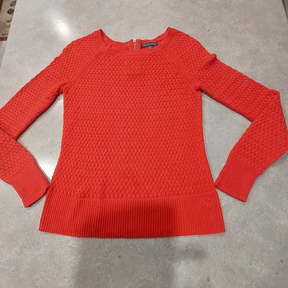 AMERICAN EAGLE OUTFITTERS Red Basket Weave Design L/S Sweater - Size XS/TP - Picture 8 of 11
